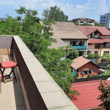 Penthouse Larry Apartmán *