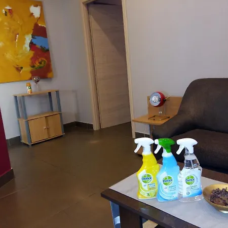 Penthouse Larry Bükreş