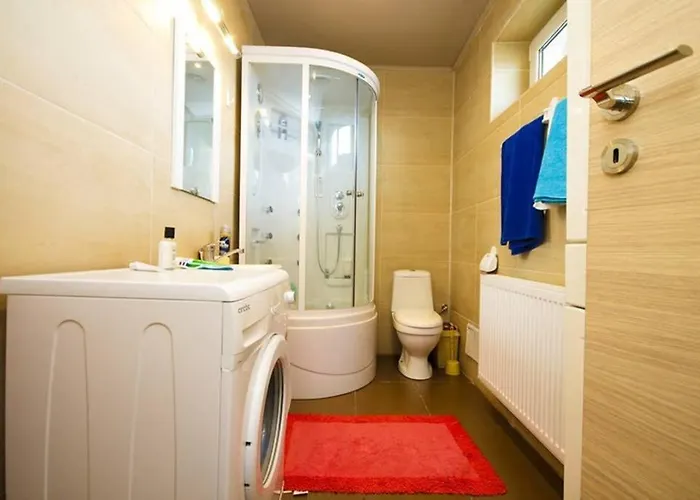 Penthouse Larry * Bukarest