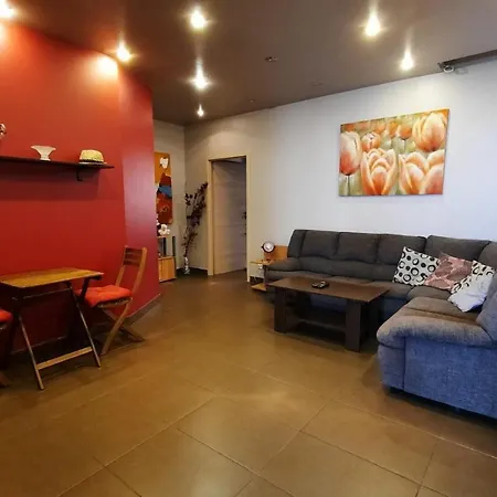 Penthouse Larry Apartament *