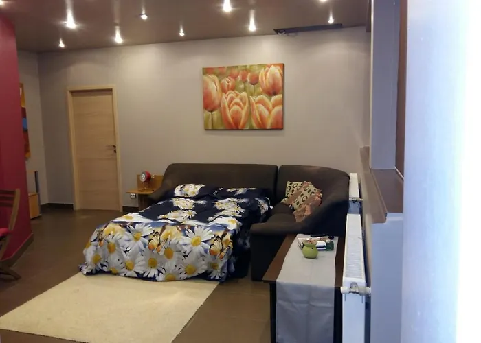 Penthouse Larry * Bukareszt