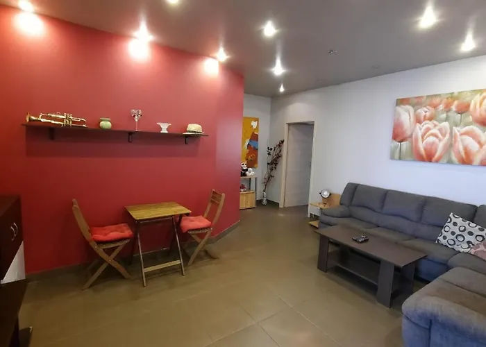 Penthouse Larry 아파트 부쿠레슈티